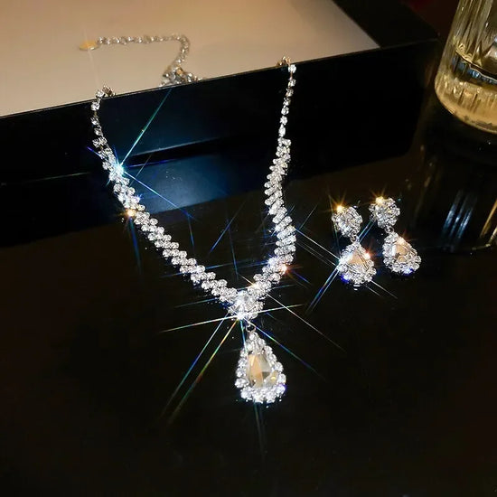 3‑Piece Women’s Water Drop Jewelry Set – Fashionable Necklace & Earrings for Weddings, Banquets, Parties, Elegant Bridal Accessories – Model 2910
